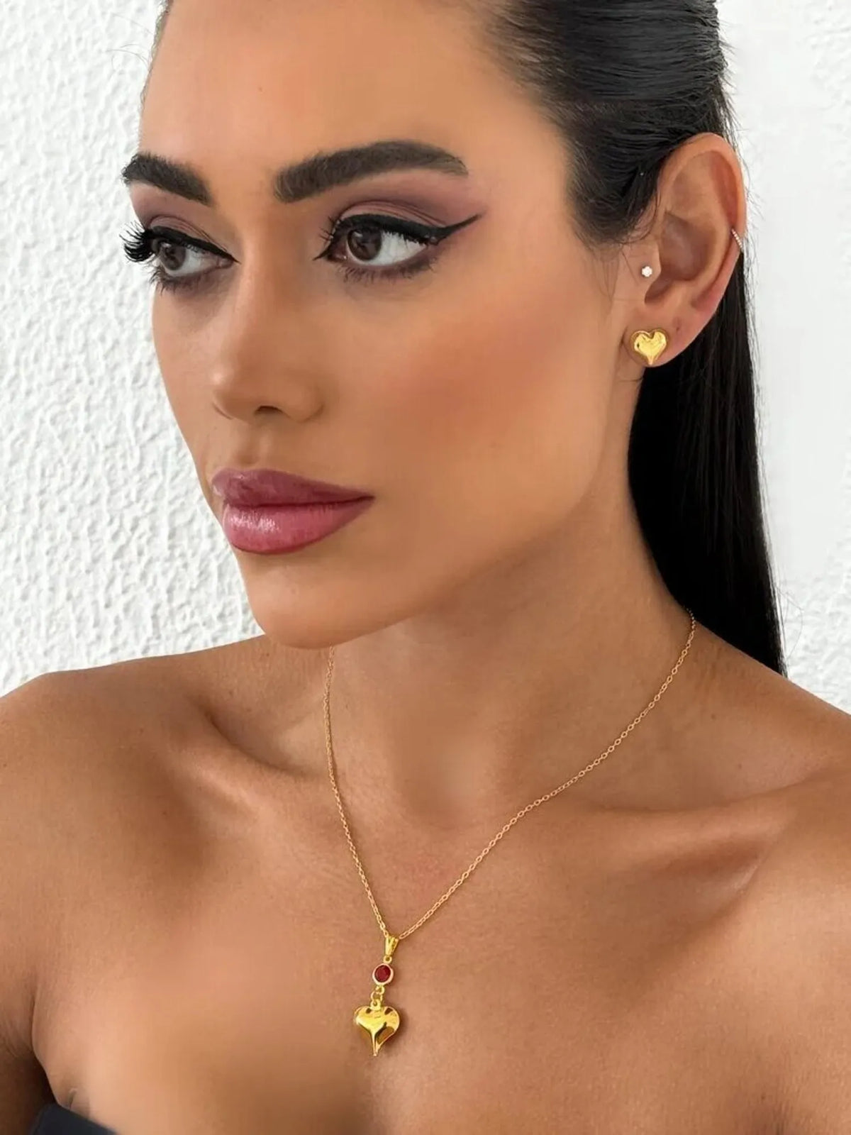 Conjunto Colar e Brinco Folheado a Ouro 18k Coração com Zircônia