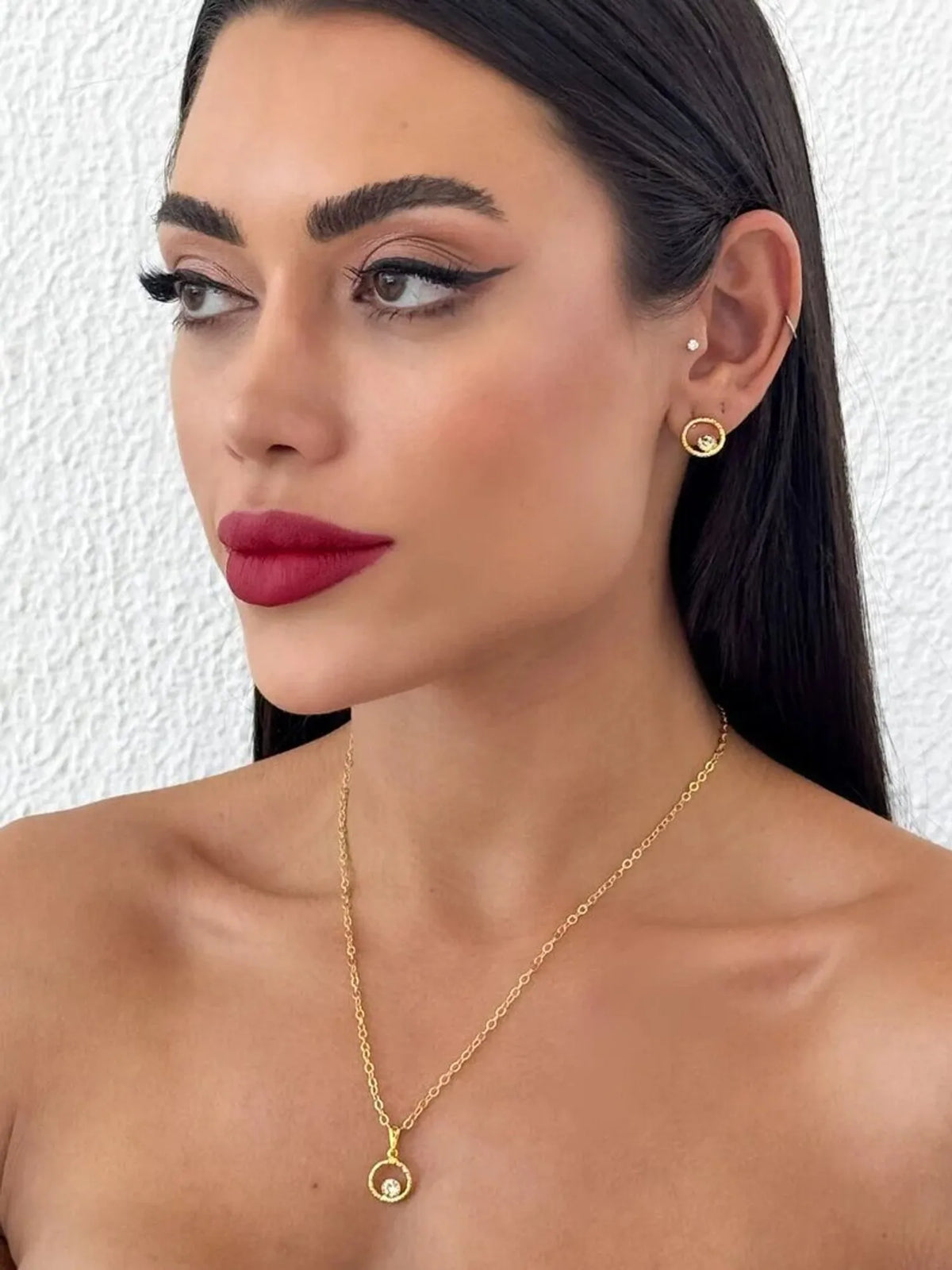 Conjunto Colar e Brinco Folheado a Ouro 18k Ponto de Luz Com Círculos